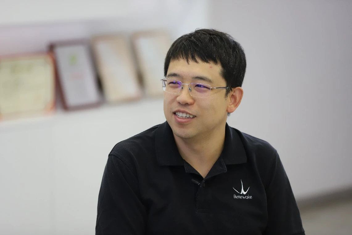 北醒 CEO 李远在媒体沟通会上接受采访
