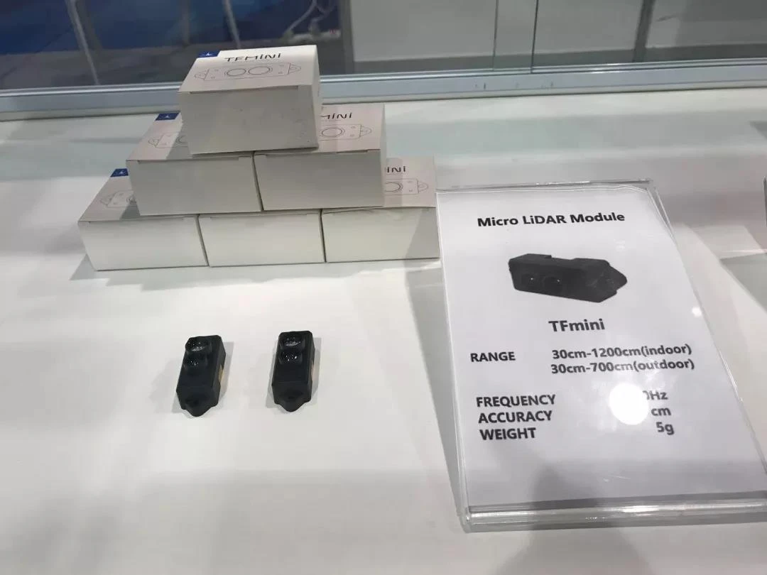 配图:卖出去,用起来,是好产品最重要的证明。本届CES不仅是北醒展示技术的大舞台,也是让北醒人笑得合不拢嘴的大卖场,北醒从高端到细节,全方位的激光雷达产品体系,也借着CES这一国际化大平台,更好地卖向世界各地,为全世界的自动驾驶落地,做出自己的贡献。