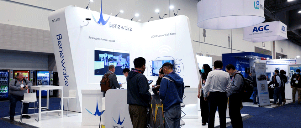 Visitors at the Benewake CES 2023 booth viewing LiDAR demonstrations